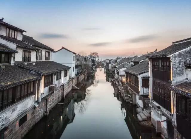 大学毕业后，你还会和室友联系吗？游戏画面